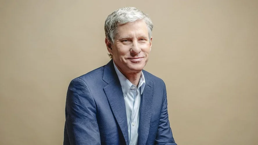 Chris Larsen